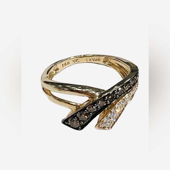 14Kt Gold Levian Ring - Picture 4 of 5